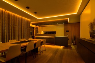 RGBW LED Streifen 5m IP65 (spritzwasserfest)